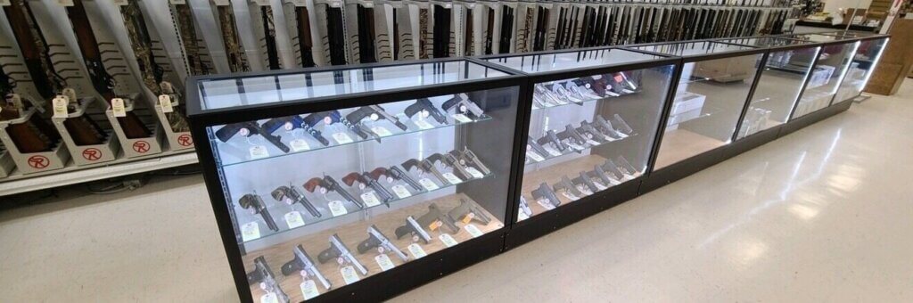 Commercial+glass+gun+showcase+counter